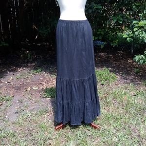 Bodil black 100% linen skirt